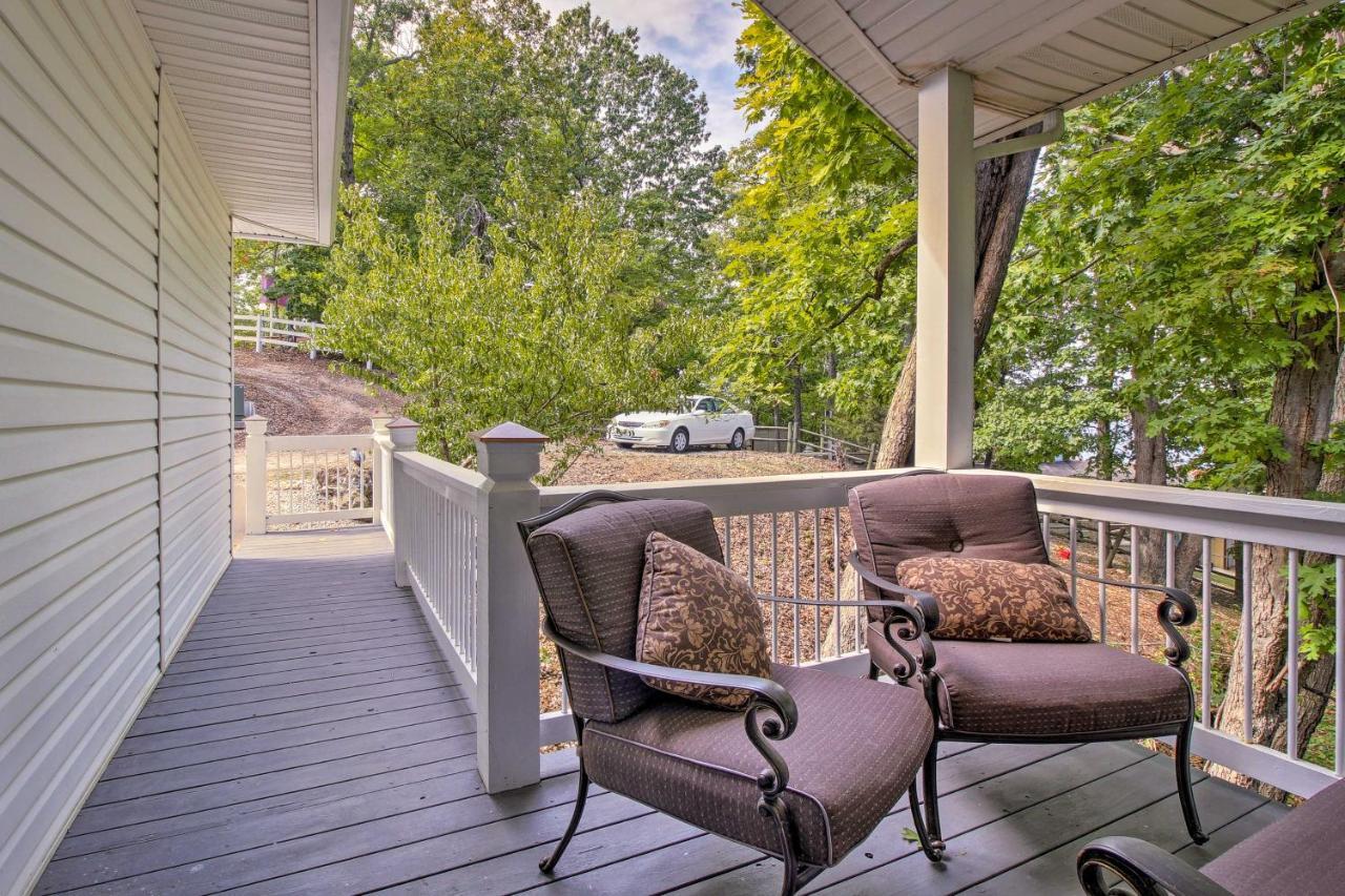 Townhouse With Shared Dock On Lake Of The Ozarks! Екстер'єр фото