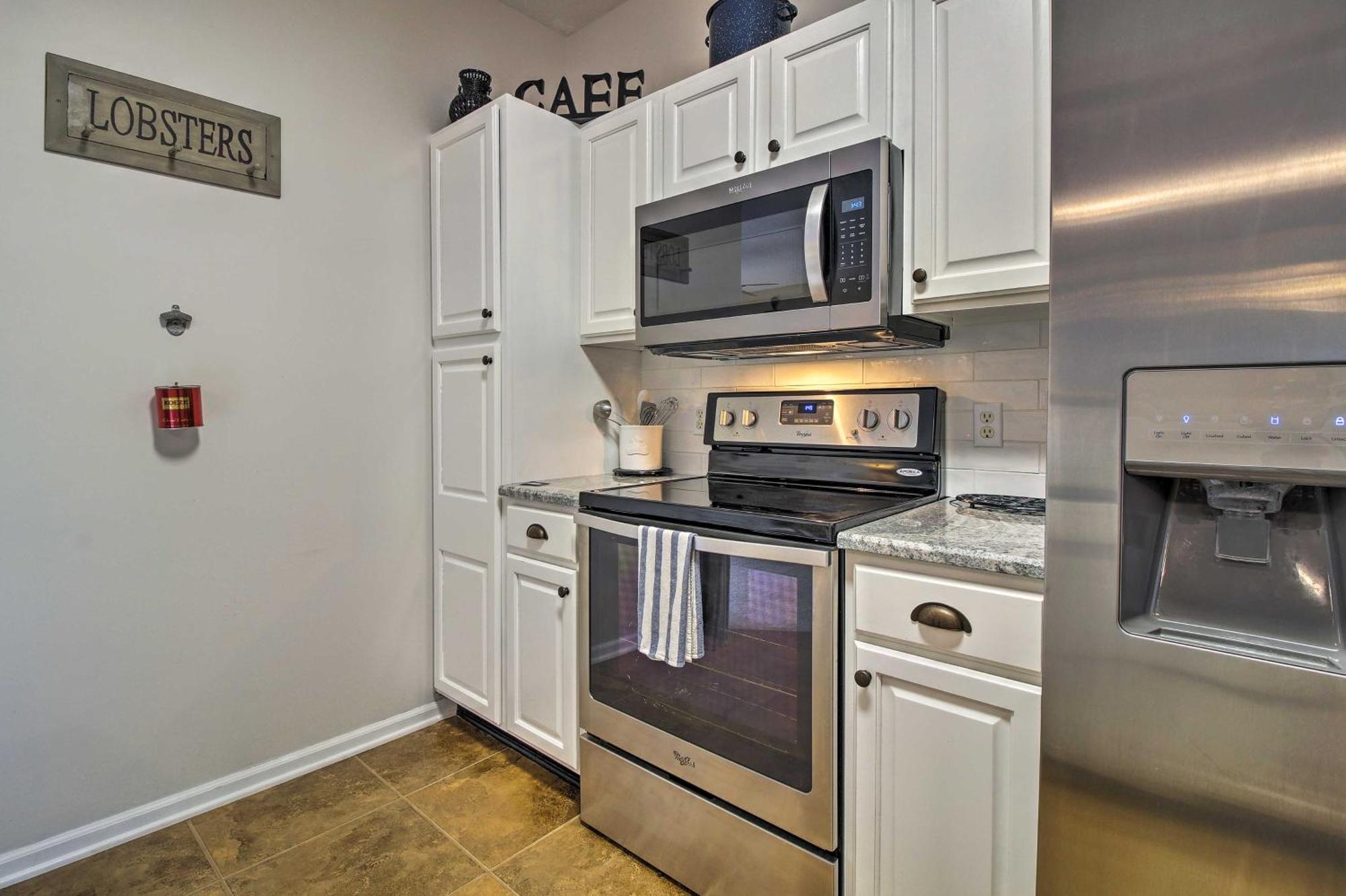 Townhouse With Shared Dock On Lake Of The Ozarks! Екстер'єр фото